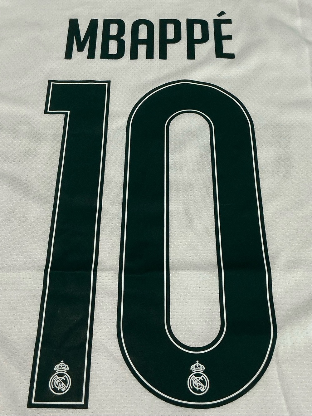 NWT Real Madrid 26-27 Home Jersey MBAPPE #10 Player Version Size Extra Large - Picture 14 of 15